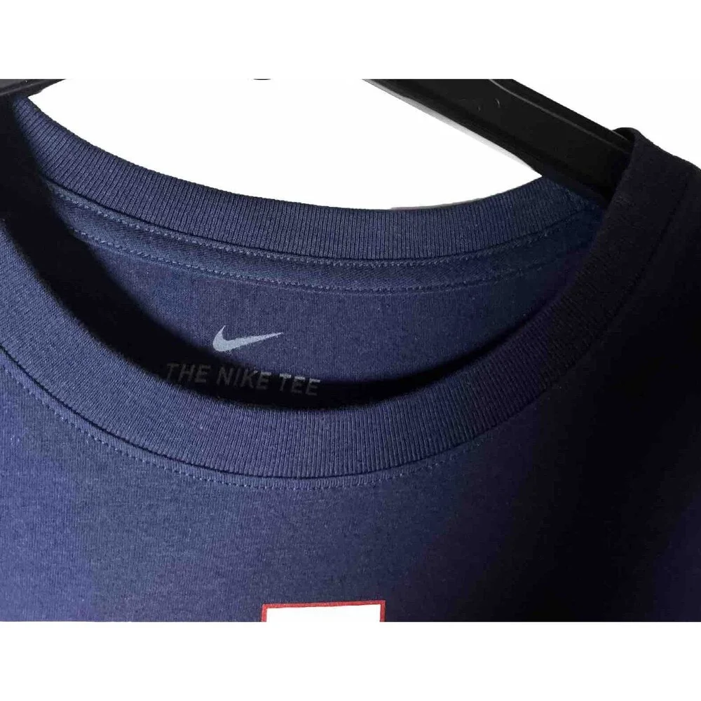 Nike Unisex Navy Blue New England Patriots 2021 NFL Playoffs Bound T-shirt L